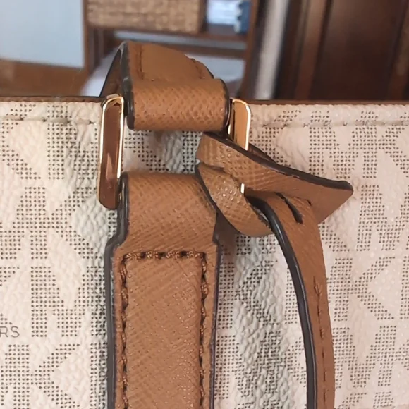 Michael Kors Cream and Brown Tote Bag with Signature Charm - Picture 17 of 17